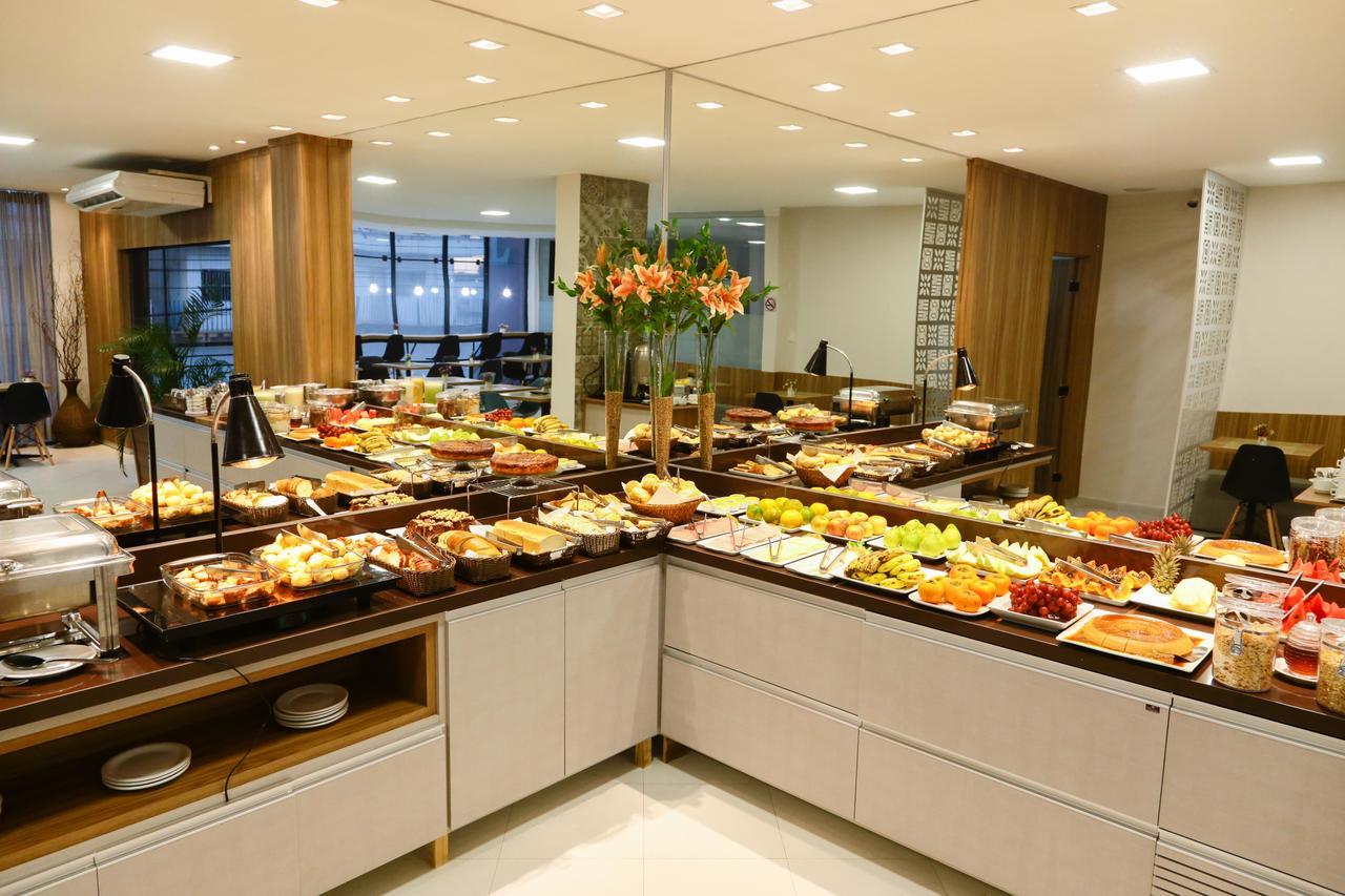 Hotel Porto Madeira Порту-Велю Екстер'єр фото