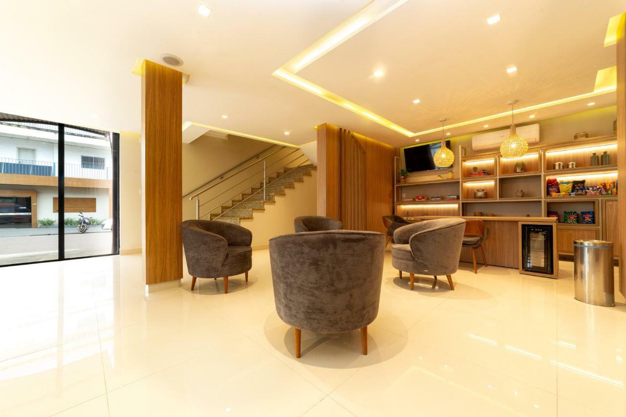 Hotel Porto Madeira Порту-Велю Екстер'єр фото