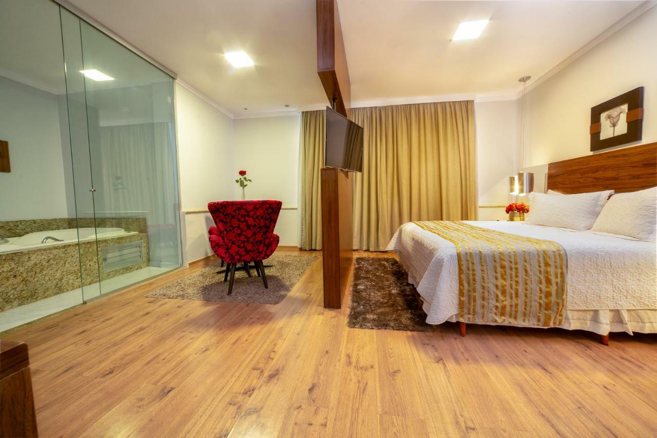 Hotel Porto Madeira Порту-Велю Екстер'єр фото